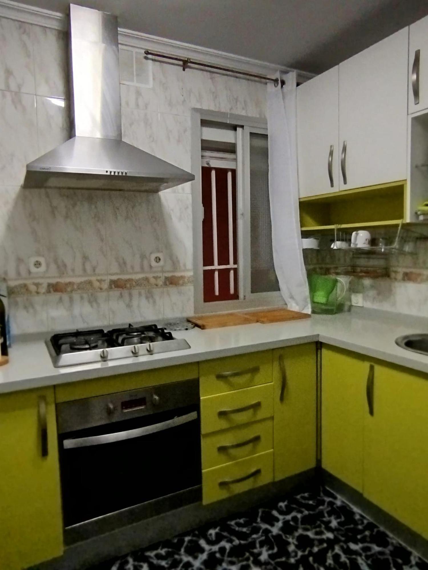 Apartamento Acogedor Севиля Екстериор снимка
