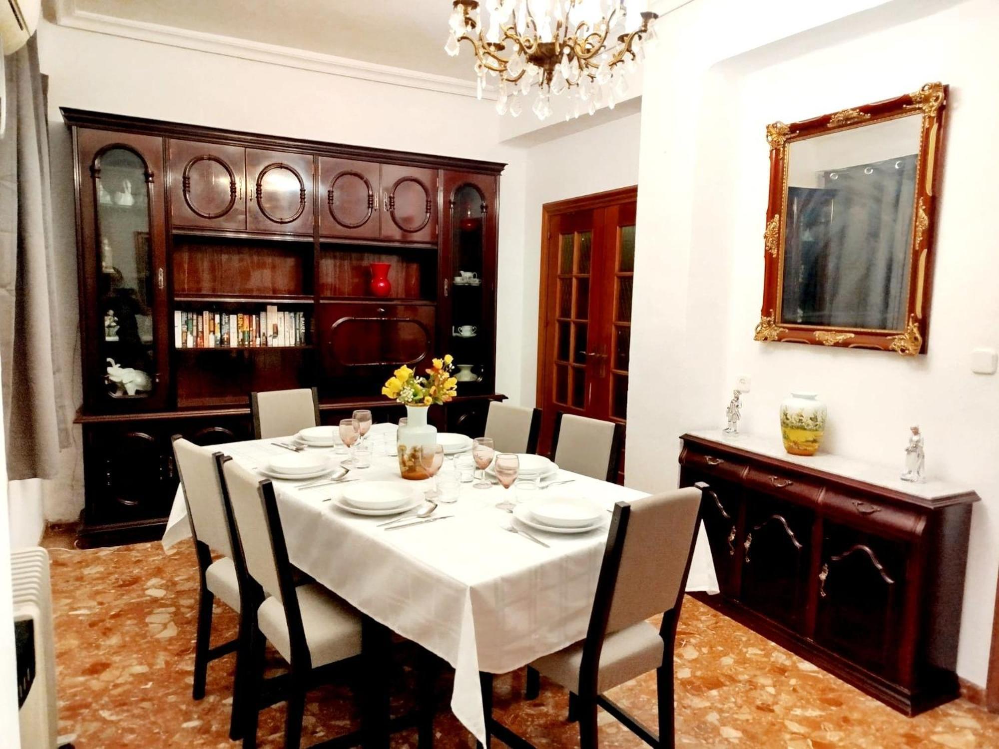 Apartamento Acogedor Севиля Екстериор снимка